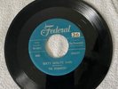 SIXTY MINUTE MAN b/w I CAN’T ESCAPE FROM YOU THE DOMINOES FEDERAL 45-12022