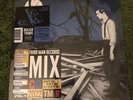 JACK WHITE “Fear Of The Dawn”ROUGH TRADE BLUE/MOON GLOW WHITE VINYL & PRINT + CD