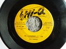 RARE DETROIT NORTHERN SOUL-HI-Q RECORDS 5005-THE TEMPOS-I'M LAUGHING AT YOU-45
