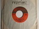 The Kinks / A Well Respected Man & Such A Shame / 1965 Reprise 45rpm / NM