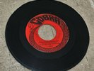 COBRA RECORD 45 T-56071 & 72 JO-JO AND THE FUGITIVES CHIPS-CHICKEN-BANANA SPLIT