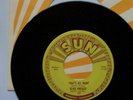 ELVIS PRESLEY SUN RECORD WITH SUN SLEEVE THATS ALL RIGHT #209 TRULY MINT