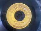 1954 ELVIS PRESLEY Milk Cow Blues Boogie Heartbreaker SUN 215  45 RPM G+