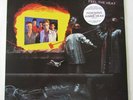 THE RADIATORS - FEEL THE HEAT - ALBUM & LIMITED EDITION SINGLE 1st Press - NM/NM