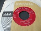 THE BEES ON IMPERIAL - SNATCHIN BACK/TOY BELL - RARE DOO WOP