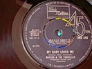 MARTHA  & THE VANDELLAS .  My baby loves me . TMG 549 .