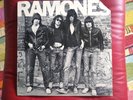 Ramones 1st Vinyl LP Sire SASD-7520 ( 1976)  First Song Misspelled VG+/VG+