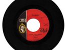 THE KINKS ((HEAR)) 