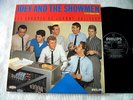 33T LES GROUPES DE JOHNNY HALLYDAY JOEY AND THE SHOWMEN LES GOLDEN STARS