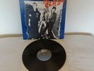 THE CLASH - THE CLASH. 1979 US CANADIAN PRESSING LP. JE 36060