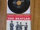 The Beatles ‘She Loves You’ 1964 USA 7” record in near mint cond +picture sleeve