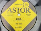 The Kinks Lola / Berkeley Mews 7” 45 RPM Vinyl Record AP 1725 Astor 1970