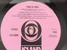 FREE - TONS OF SOBS - UK - ISLAND BLOCK LABEL