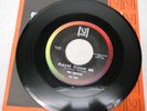 VEE JAY Records 581 The BEATLES  Please Please Me From Me To You 45rpm VG++NICE