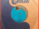 The Velours – I'm Gonna Change / Don't Pity Me 7