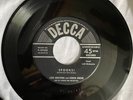 LOUIS ARMSTRONG 45 Spooks  DECCA 29352 jazz halloween popcorn VG++