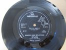 R 5610 - THE ACTION = SHADOWS AND REFLECTIONS / SOMETHING HAS HIT ME - 1967 NICE