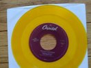 Beatles  RARE(YELLOW SUBMARINE/ELEANOR) YELLOW VINYL JUKE BOX ONLY 45 S7-17696