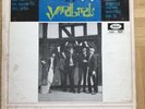 Yardbirds having a rave up with ... LP Canada Capitol T 6166 Mono 