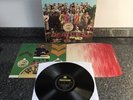 LP THE BEATLES SGT PEPPERS LONELY HEARTS CLUB BAND UK 1ST PRESS MONO PMC 7027 NM