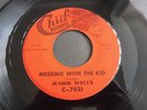 Junior Wells - Messing With The Kid 1960 USA 45 CHIEF MOD R&B