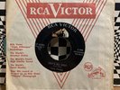 Elvis Presley That’s All Right / Blue Moon Of Kentucky 45 RARE 1st RCA Press Sun
