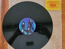 KISS Creatures of the Night Vinyl LP Double Grooved Signed RARE 1982 ERIC CARR