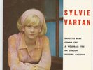 SYLVIE VARTAN dans tes bras / cry /garçon/ histoire 7