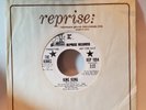 Kinks KING KONG / WATERLOO SUNSET  (PROMO R&R 45) #1094 PLAYS VG++