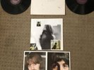 THE BEATLES WHITE ALBUM ROCK VINYL RECORD WITH POSTER AND PHOTOS VINYL EXCELLENT