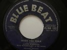LLOYD ROBINSON & RICO RODRIGUEZ - When You Walk / BLUE BEAT 45 SKA UK