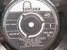 Little Boy Blue (Pat Kelly) - Dark End Of The Street  - Nigeria Reggae 45 EP