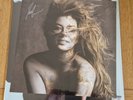 SHANIA TWAIN - Queen of Me - LIMITED SIGNED VINYL