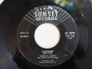 ADRIAN LLOYD And The SUNSETS 45 Justine SUNSET 603 Garage Surf 1963