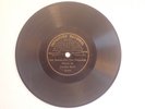 Eldridge R Johnson IMPROVED RECORD 7 IN LES BENEDICTION DES POIGNARDS, A-327