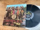 “SGT. PEPPERS “ BEATLES ORIG. 1967 UK MONO GFLD LP VG. WIDE SPINE NICE COPY