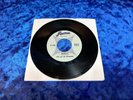 Lyn & The Invaders - Boy Is Gone / Secretly  60's GARAGE 45 FENTON 2040 EX ORIG