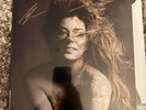 SHANIA TWAIN QUEEN OF ME BLACK VINYL ALBUM with HAND SIGNED PRINT - NEW & SEALED