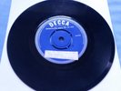 The Rattles - Tell Me What I Can Do DECCA 7