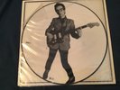 ELVIS COSTELLO 