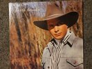 GARTH BROOKS SELF TITLED LP CAPITAL RECORDS