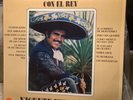Vicente Fernández lo mejor de la baraja con el rey Vinyl como nuevo