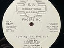 chicago house 12” FINGERS INC. Mystery of Love HEAR OG D.J. International 1986