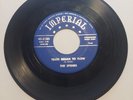 The Spiders - Tears Began To Flow - I'll Stop Crying - Imperial Records 5280 M-