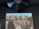 THE BEATLES: Sgt Peppers LHCB. 1st Press Mono. Vinyl VG++. No cut-out. Pls Read.