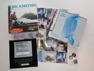 THE SMITHS  SINGLES  BX  12  x 45s  POSTER AND BADGES EXCELLENT