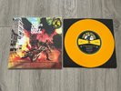 The Jesus & Mary Chain Live At The Fox Theatre Detroit ltd Yellow  7