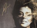 SHANIA TWAIN - QUEEN OF ME VINYL LP & FULL SIZED SIGNED PRINT SEALED