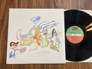 CROSBY STILLS NASH & YOUNG   SO FAR LP   ATLANTIC CRC   HAND SIGNED BY BAND
