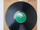AFRICAN   78 RPM SHELLAC RECORD    LISTEN   A429 kumasi trio folk